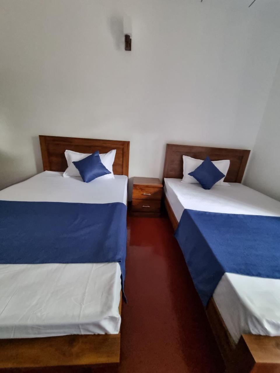 Omega Villa Гале Екстериор снимка