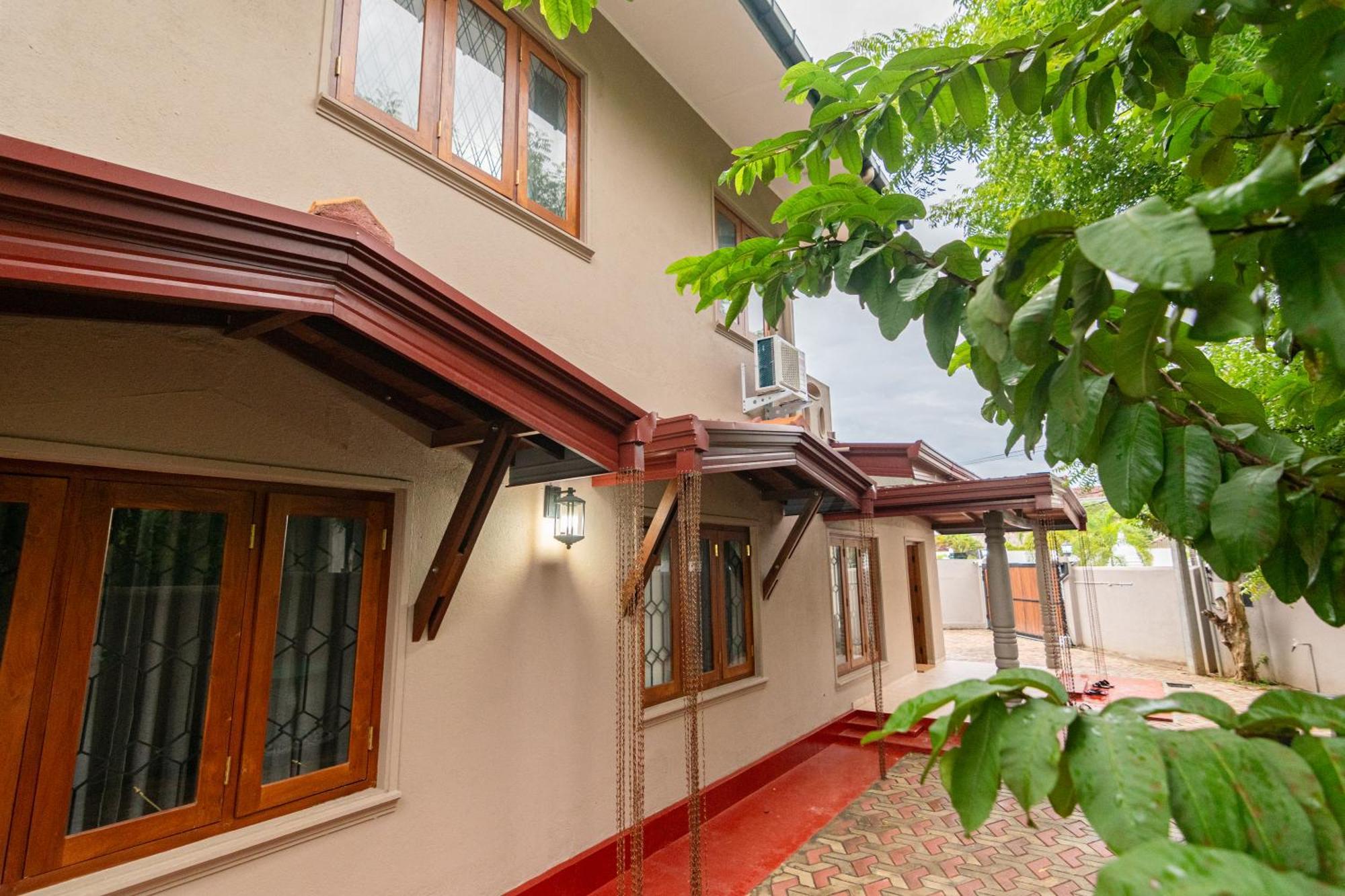 Omega Villa Гале Екстериор снимка